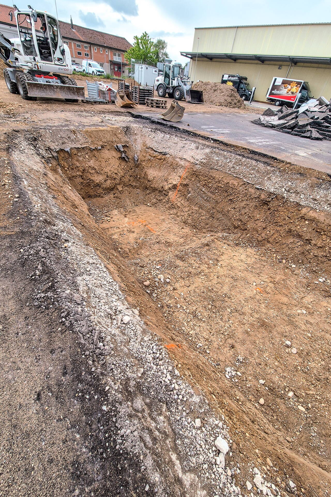 kadi_kartoffelhalle_grube.jpg