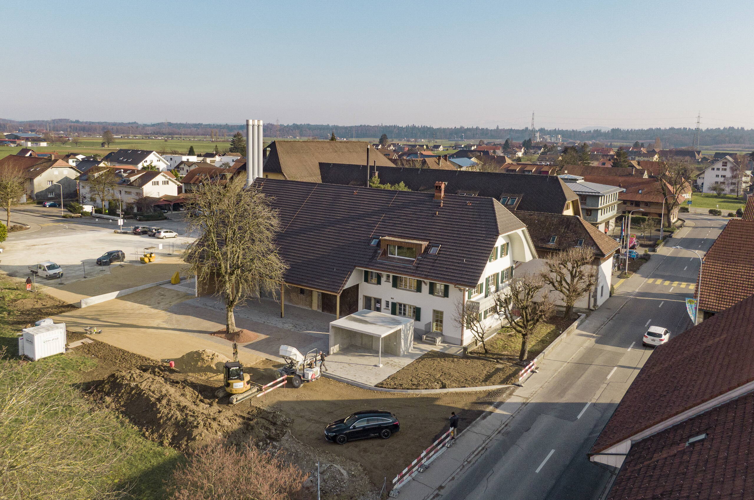 waermezentrale_niederbipp_drohnenaufnahme_haus.jpg