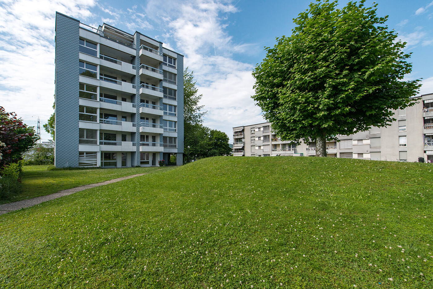 sanierung_mehrfamilienhaus_umschwung.jpg