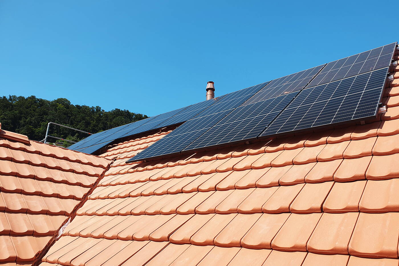 lostorf_neubau_2efh_photovoltaik.jpg