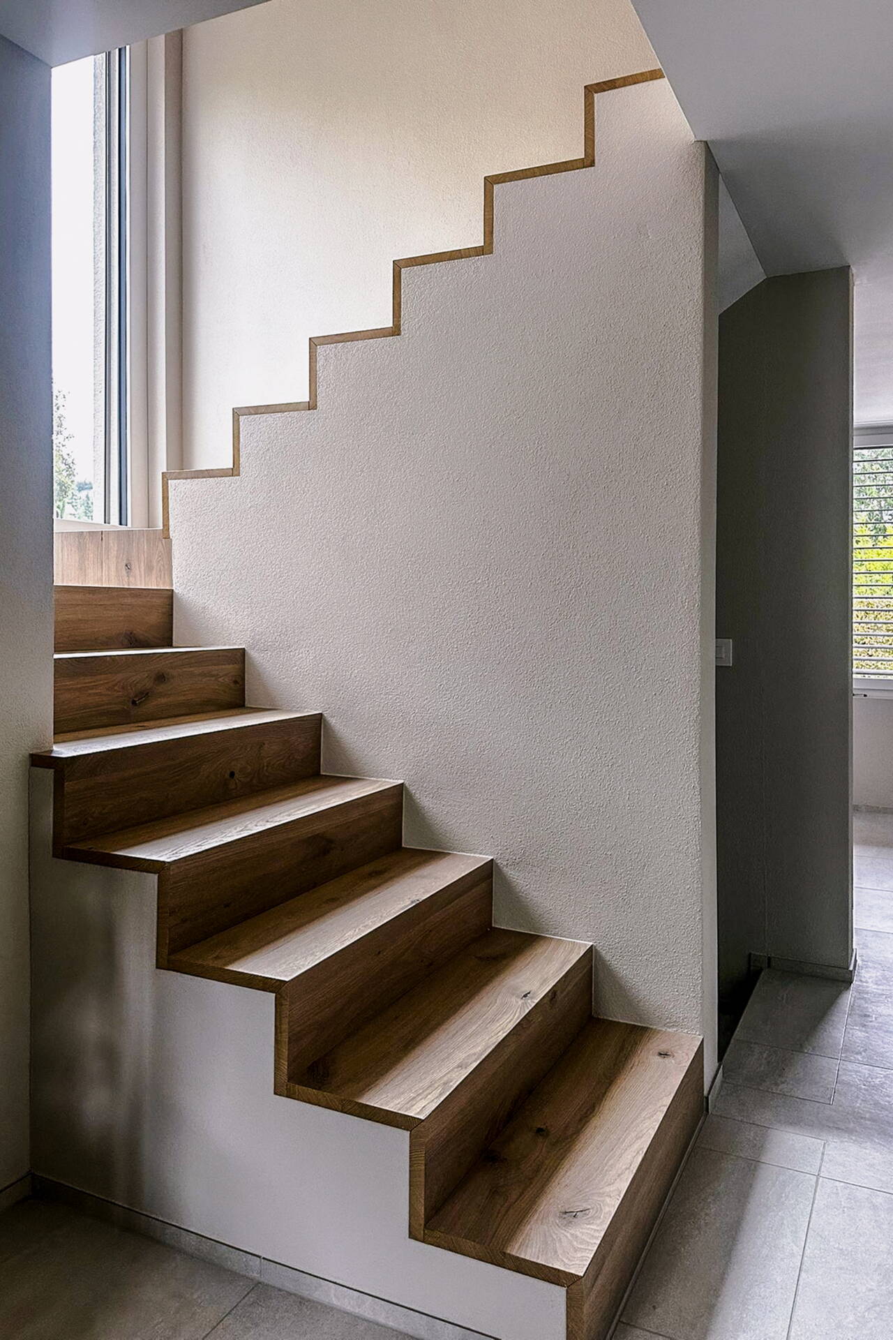 lostorf_neubau_2efh_treppe.jpg