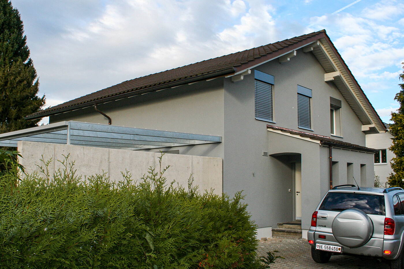 umbau_einfamilienhaus_herzogenbuchsee_hauseingang.jpg