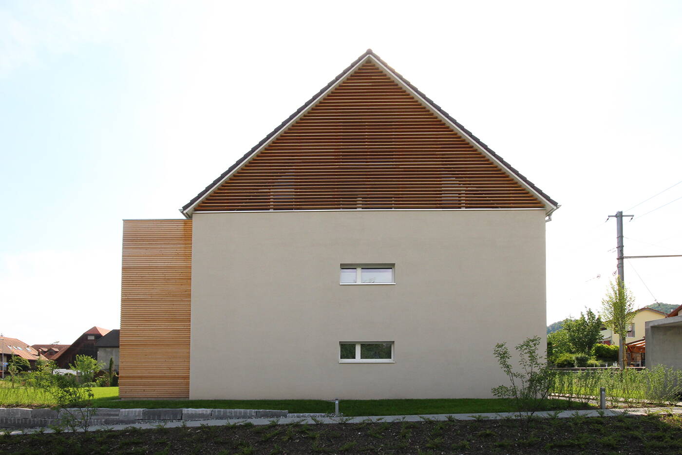 oberbipp_meisenweg_fassade.jpg