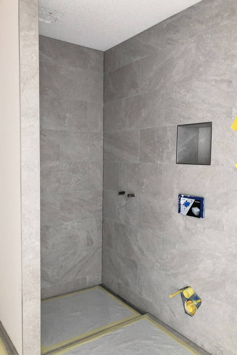 neubau_ueberbauung_kirchenfeld_dusche.jpg