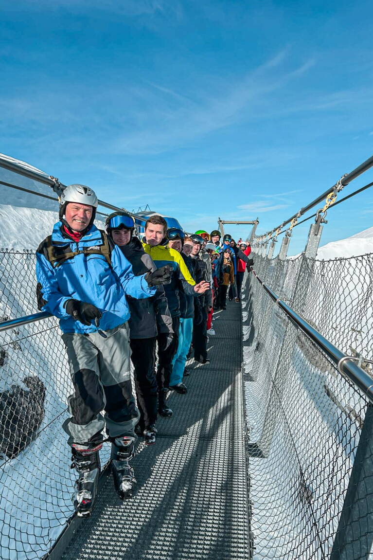 skiweekend_engelberg_aussichtspunkt_team.jpg