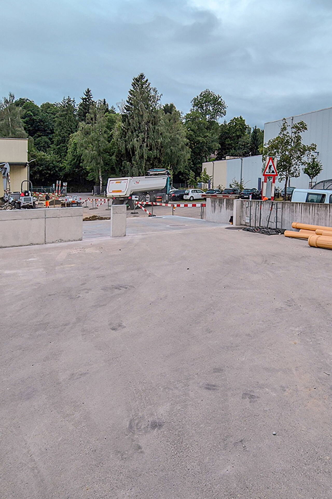 kadi_kartoffelhalle_betonplatte02.jpg