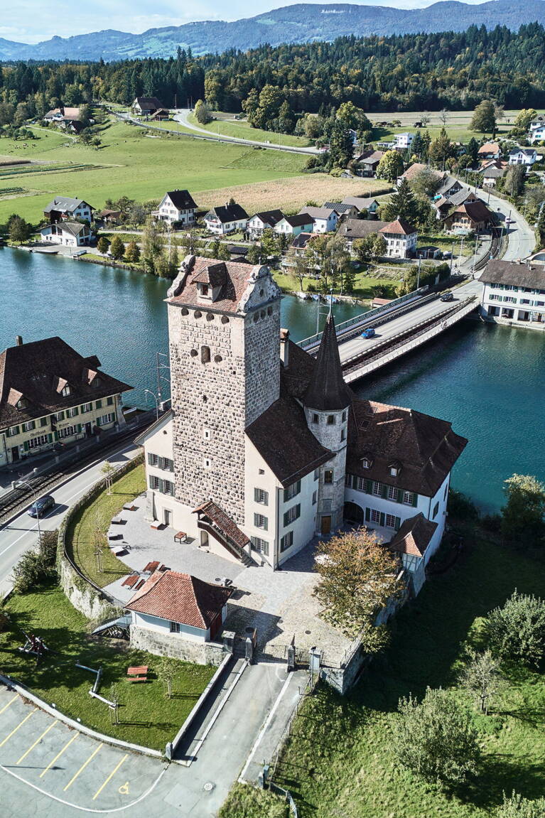 sanierung_schloss_aarwangen_vogelperspektive.jpg