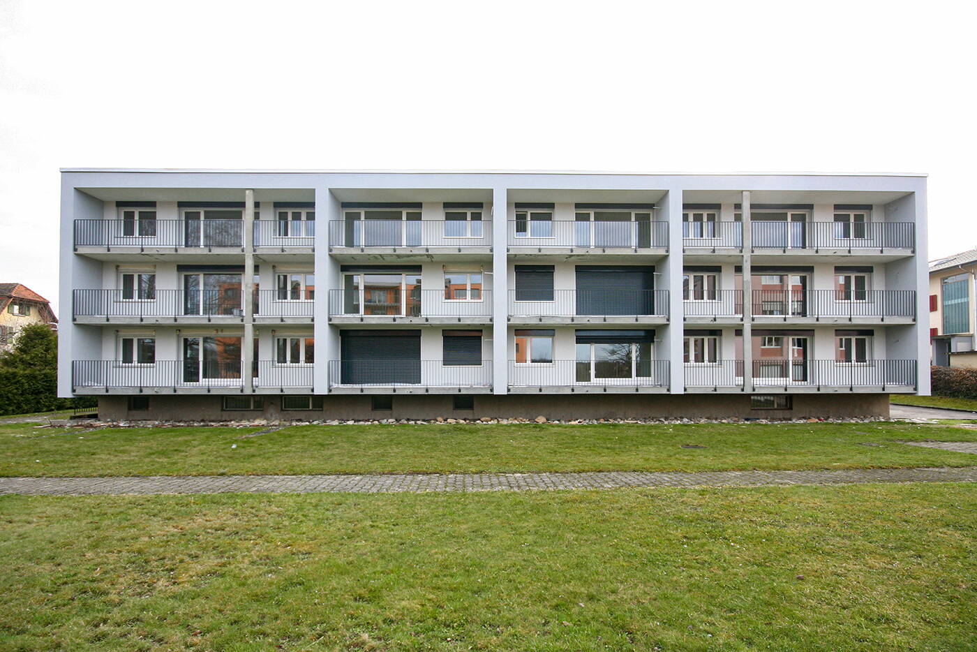 sanierung_mfh_langenthal_balkone.jpg