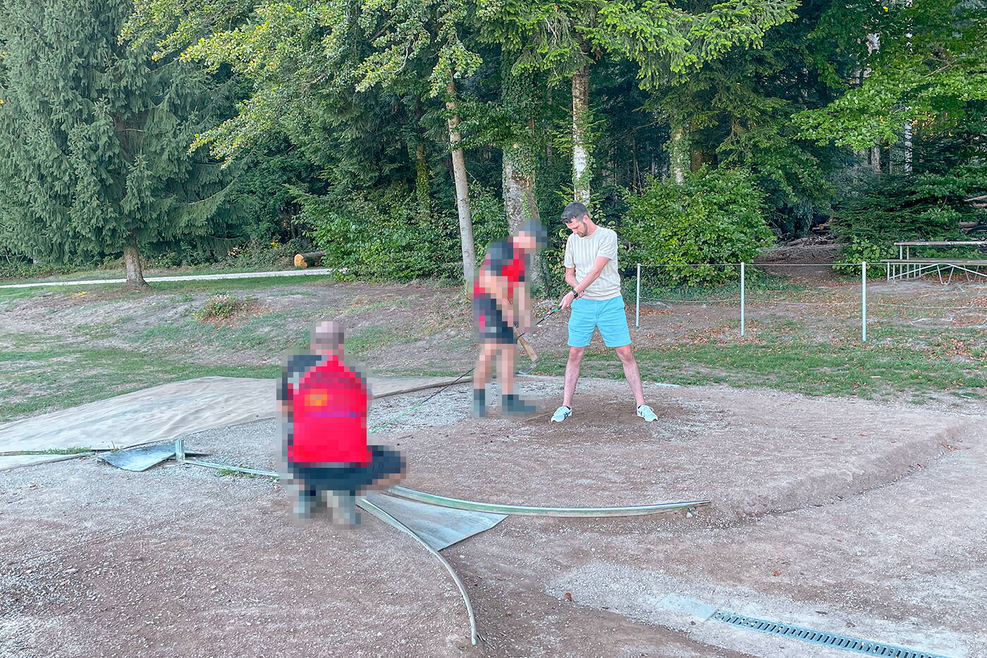 teamausflug_hornussen_instruktion_patrik.jpg