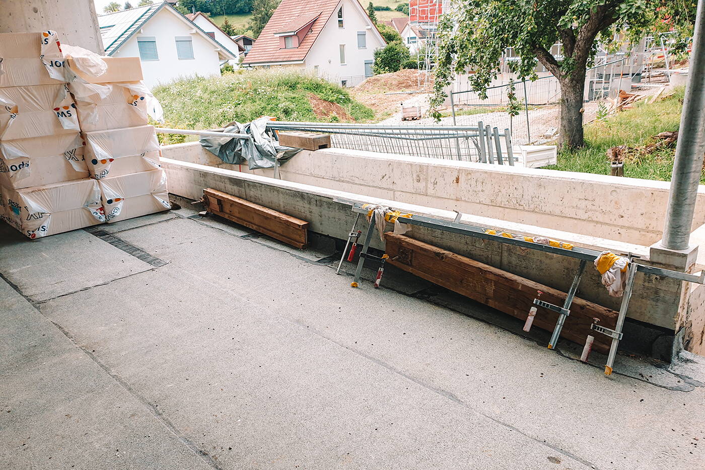 lostorf_neubau_2efh_carport_02.jpg