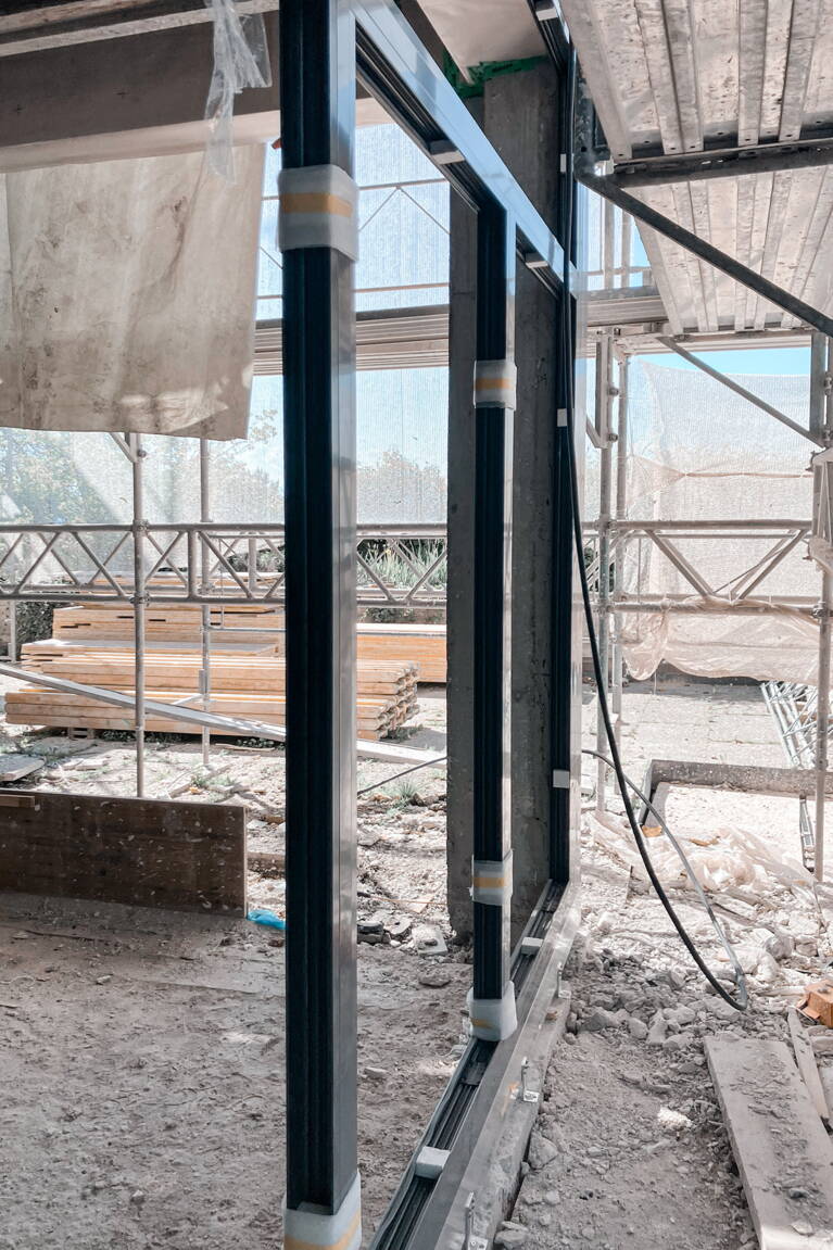 wiedlisbach_sanierung_hochhaus_tuermontage_02.jpg