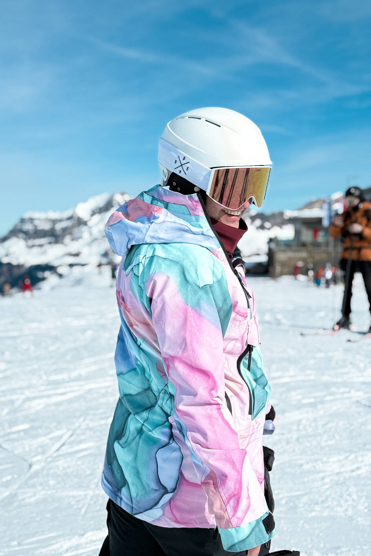 skiweekend_engelberg_snowboarderin.jpg