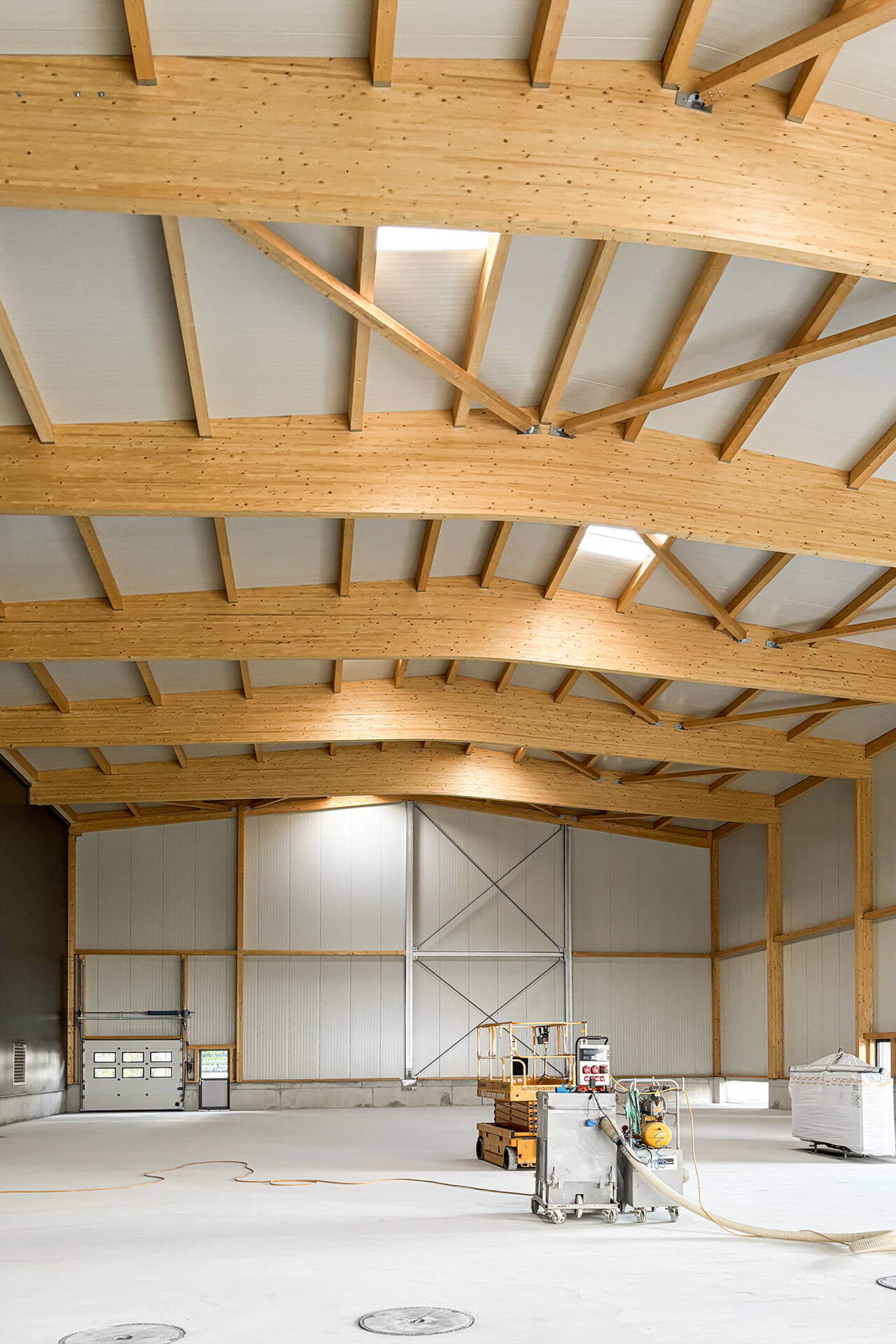 kadi_kartoffelhalle_halle_innen_holzbau.jpg
