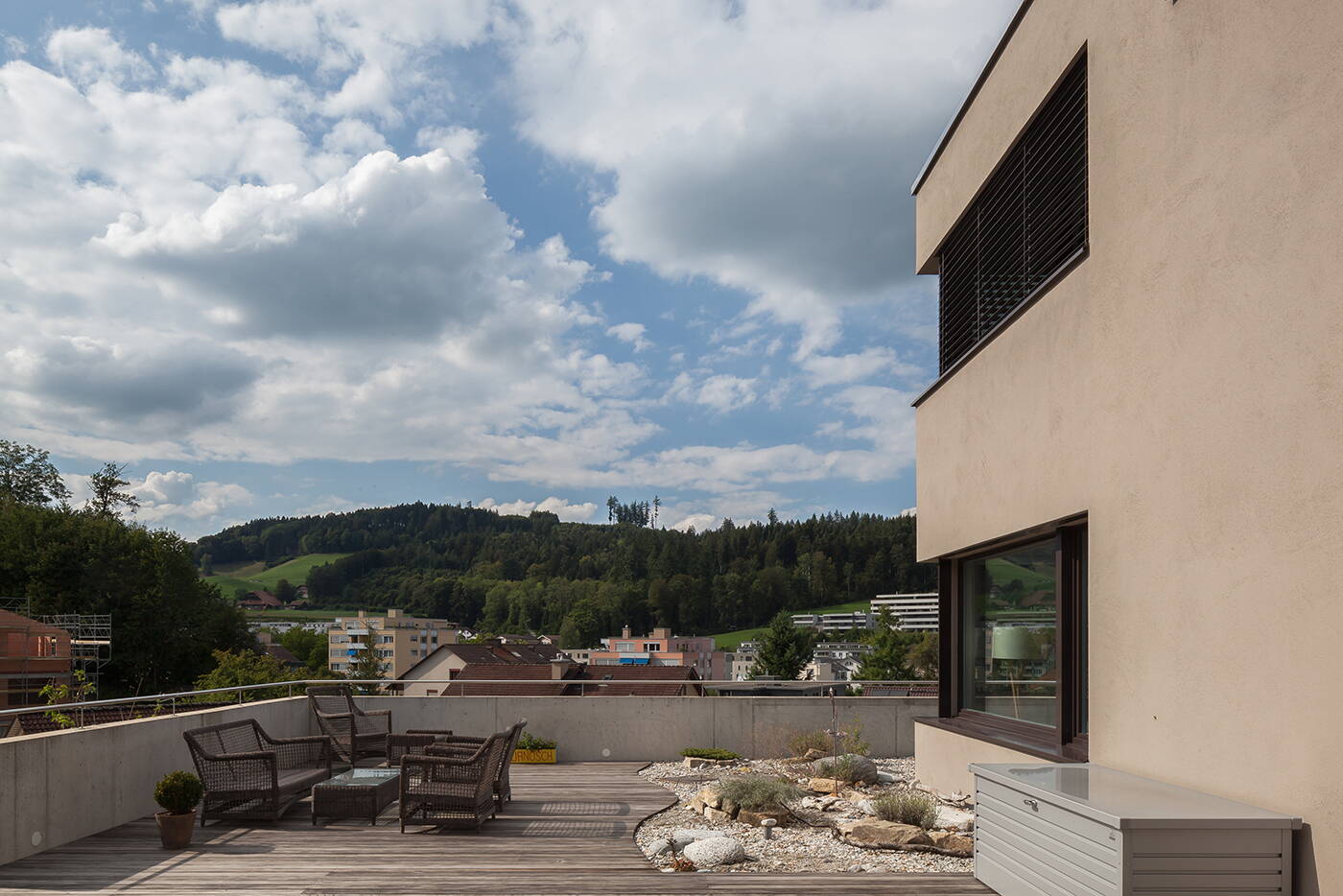 neubau_efh_willisau_terrasse.jpg